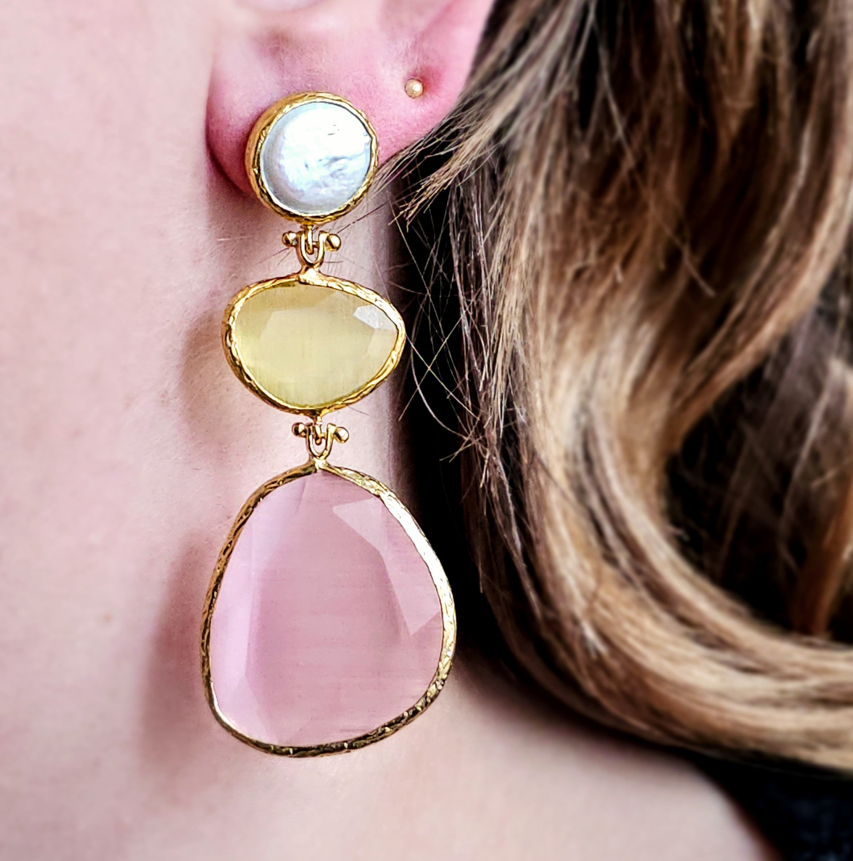 Glow Line  Pearl • Olive • Pink