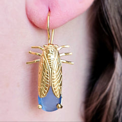 Gilded Chirp