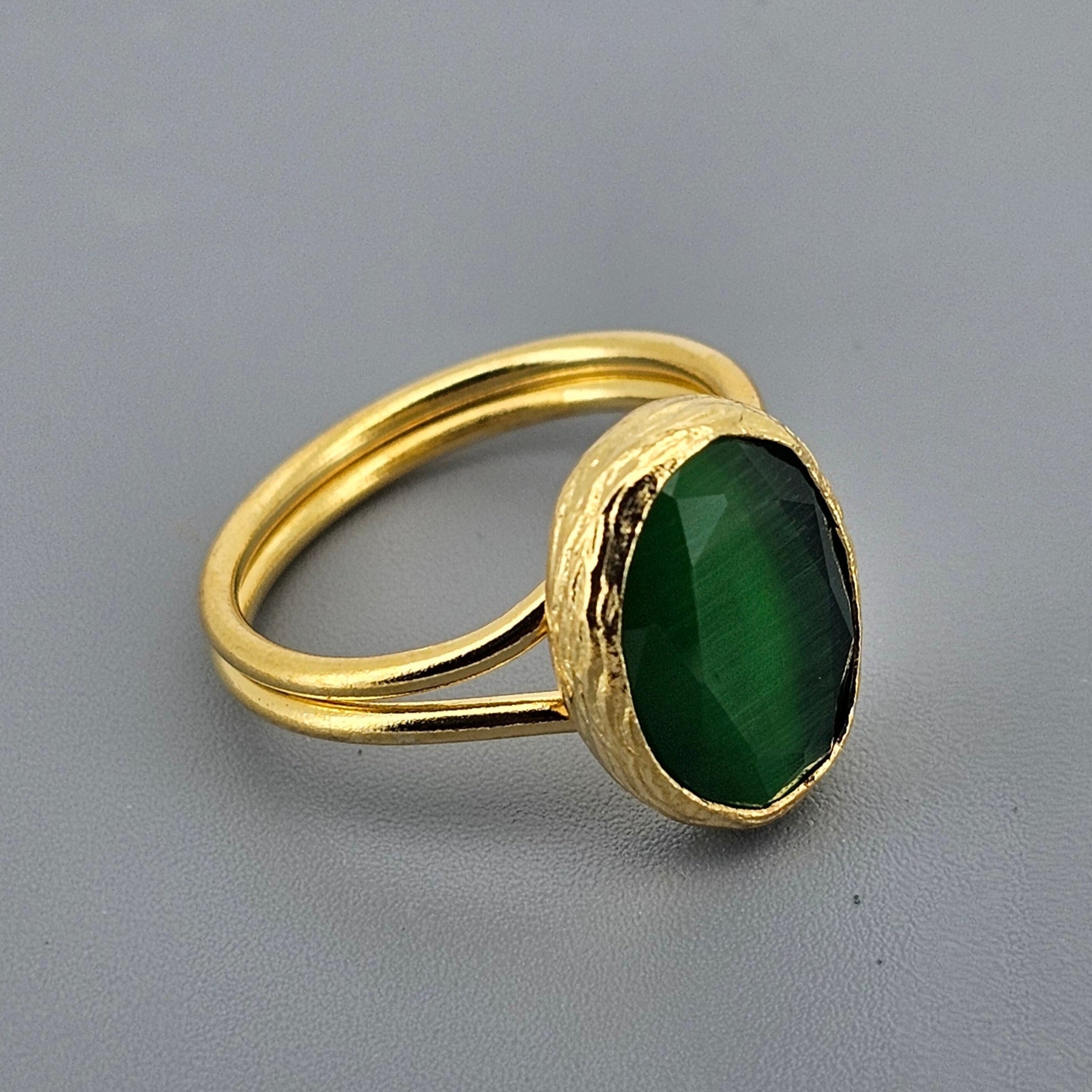 Glow Ring Grass Green