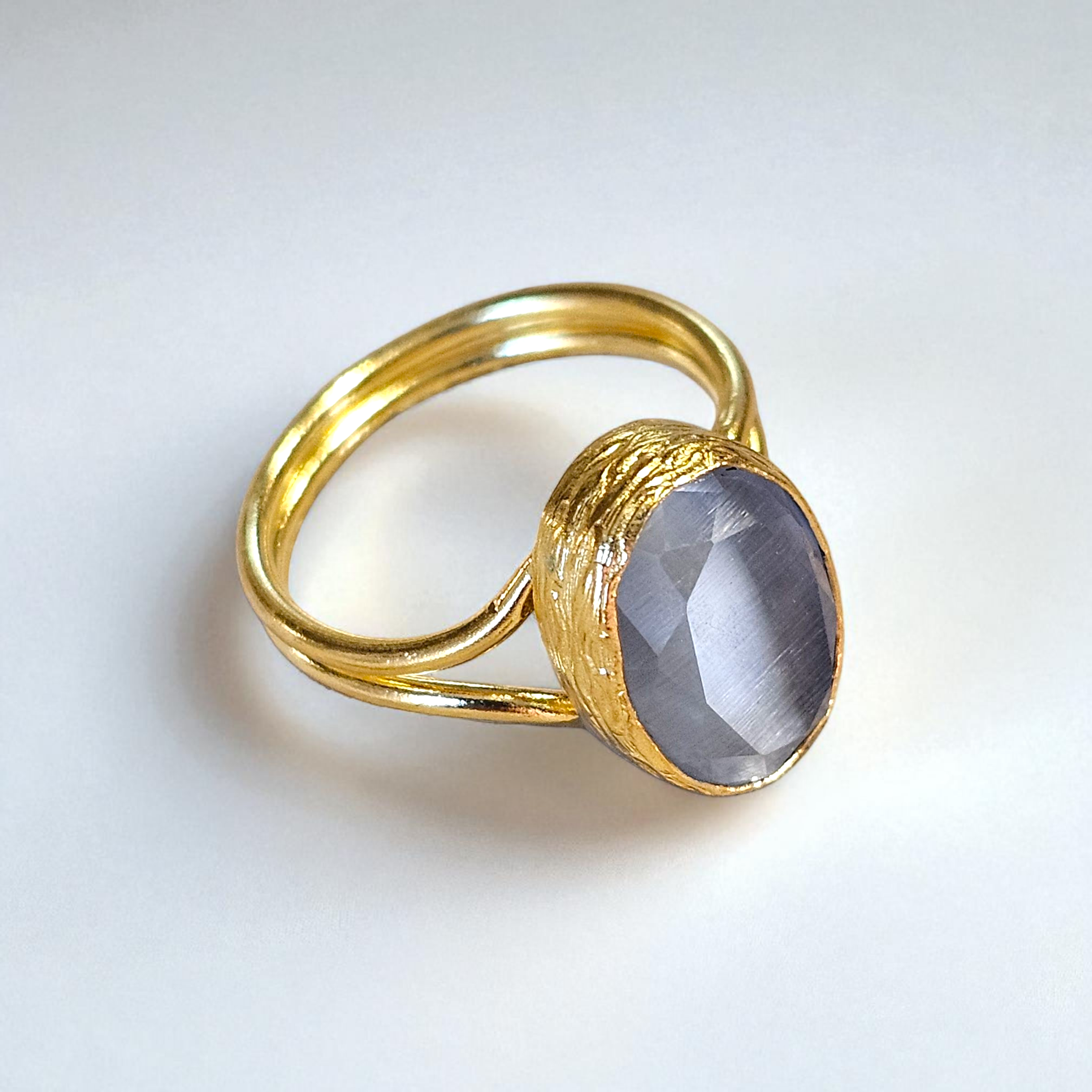 Glow Ring Grey