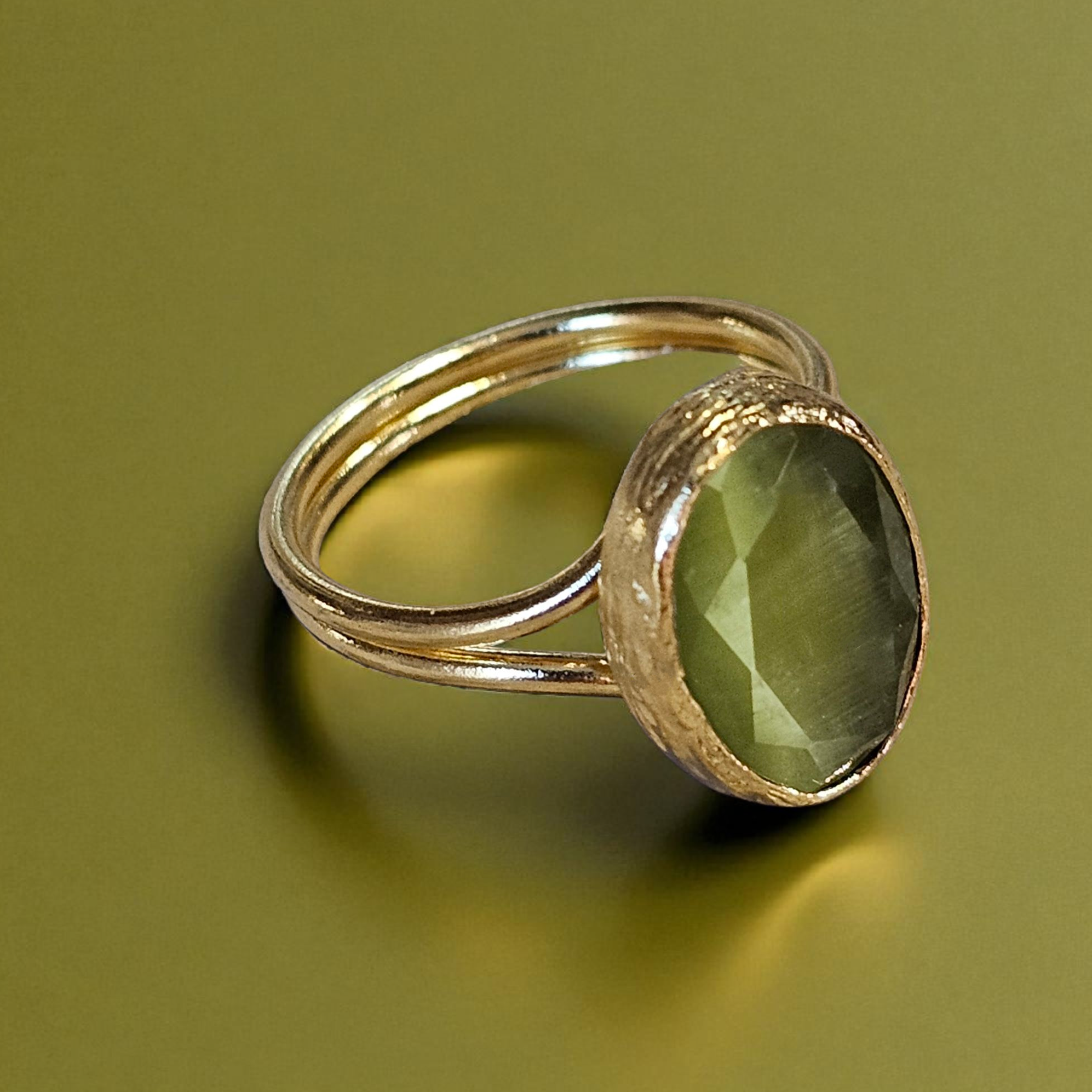 Glow Ring Olive