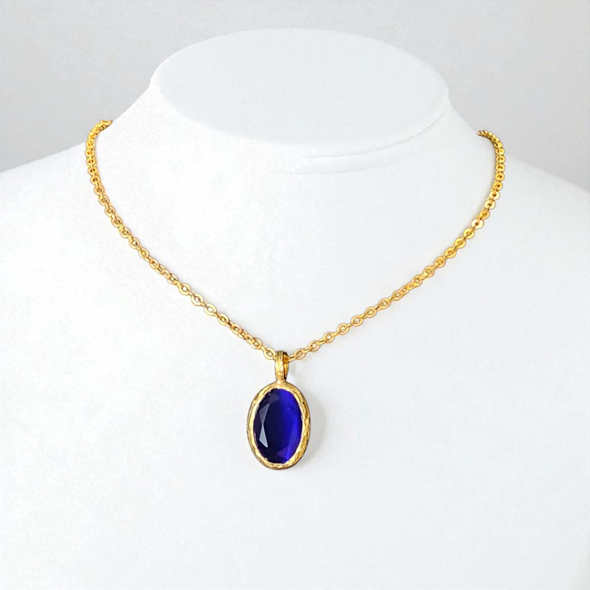 Glow Necklace Cobalt