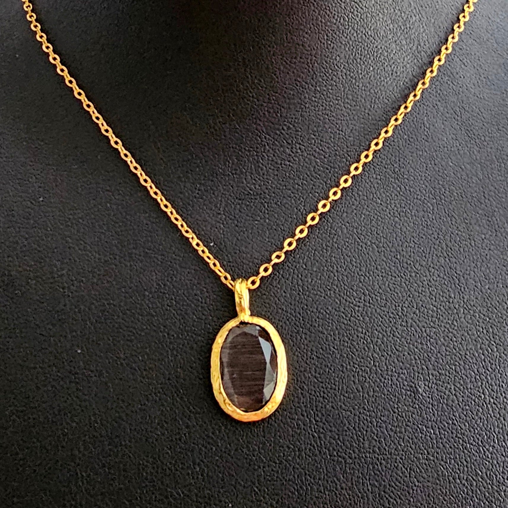 Glow Necklace Black