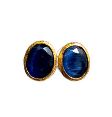Glow Stud Dark Blue