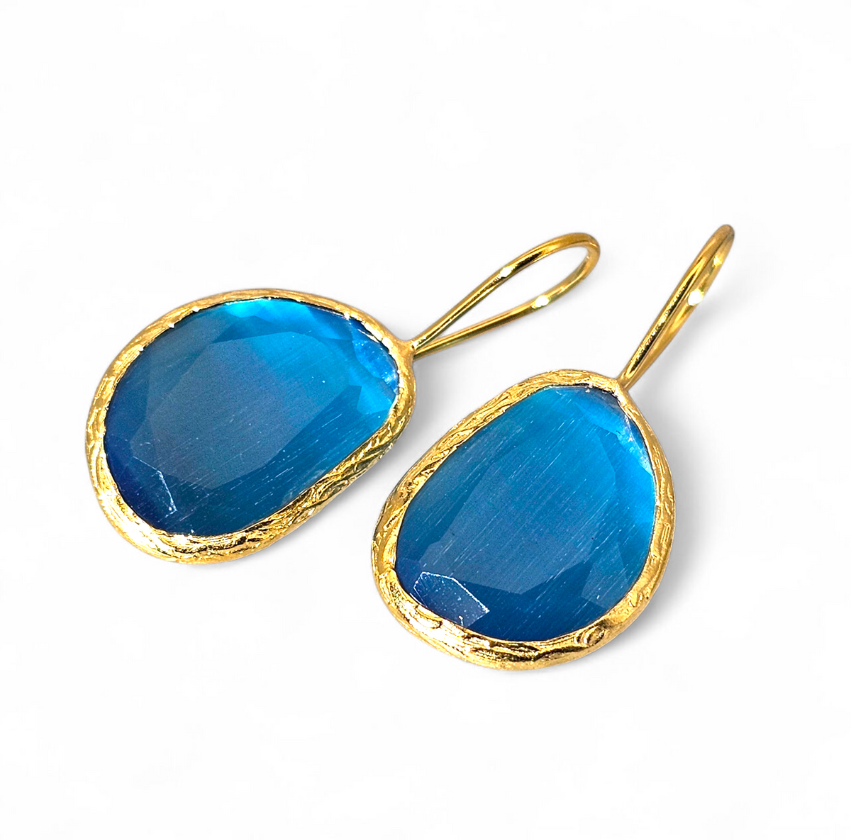 Glowdrop Azure Blue Medium