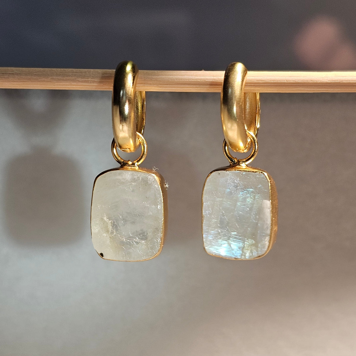 Raw Rectangular Drops