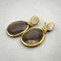 Earring: Twin Glow Pearl & Brown