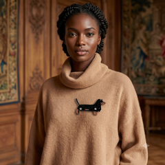 Brooch: Sausage Dog
