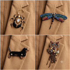 Brooch: Sausage Dog
